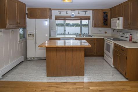 37 Bass River Road Yarmouth MA 02664