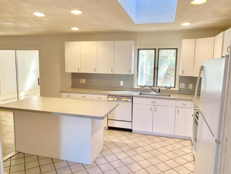 10 Cross Street Yarmouth MA 02664