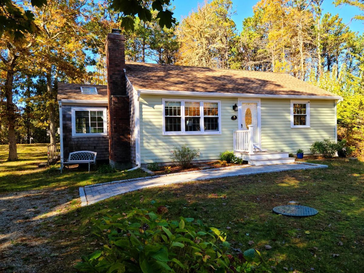 25 Hoover Road Yarmouth MA 02673