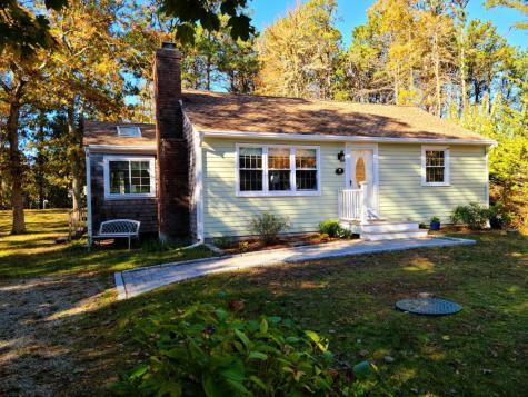 25 Hoover Road Yarmouth MA 02673