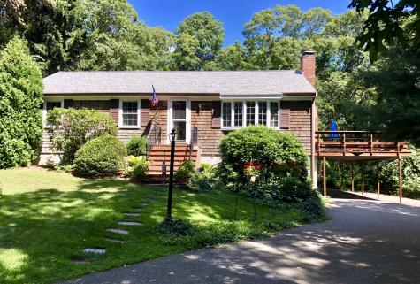 3 Indian Mound Lane Falmouth MA 02540