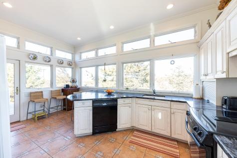 40 Fishermans Road Truro MA 02666