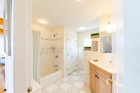 40 Fishermans Road Truro MA 02666