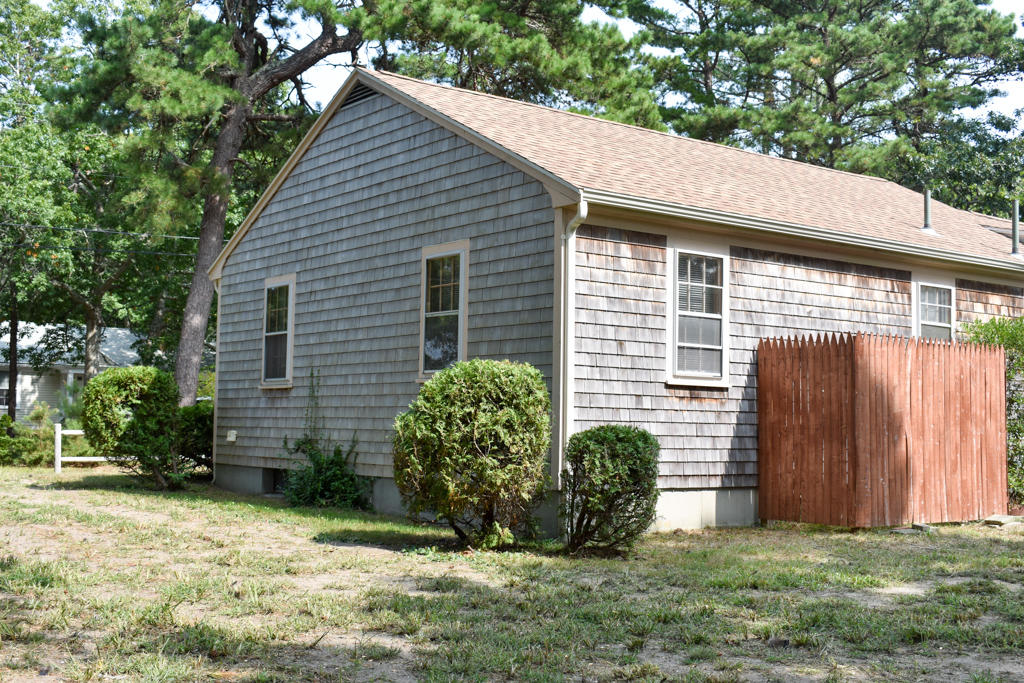 39 Beverly Road Yarmouth MA 02673