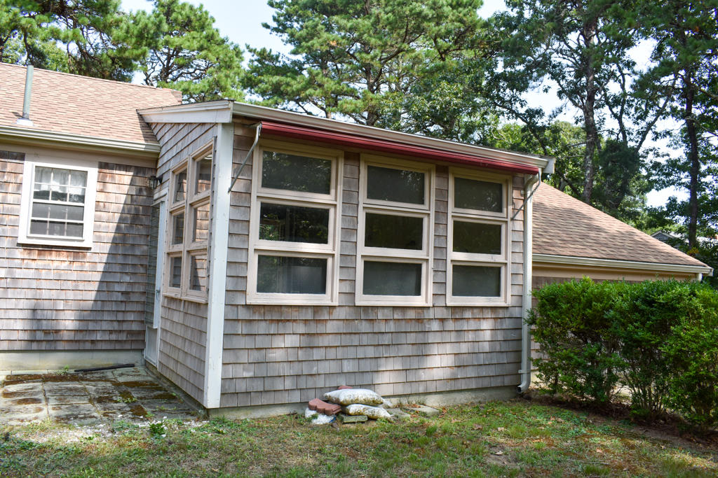 39 Beverly Road Yarmouth MA 02673