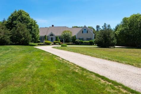 33 Farm Valley Road Barnstable MA 02655