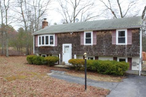 52 Palmer Road Plymouth MA 02360