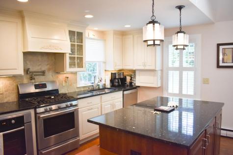 118 Hokum Rock Road Dennis MA 02638