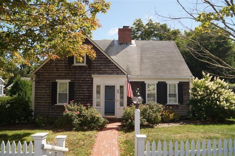 49 Cross Street Chatham MA 02633