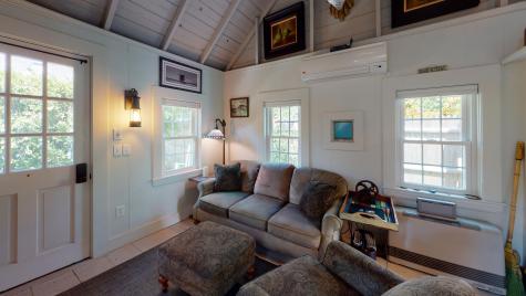 5 Browne Street Provincetown MA 02657