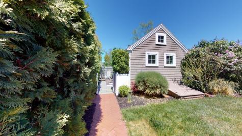 5 Browne Street Provincetown MA 02657