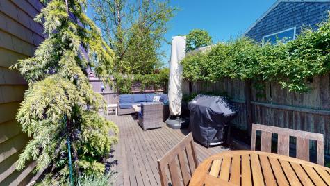 5 Browne Street Provincetown MA 02657