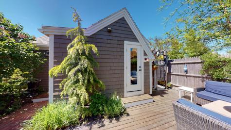 5 Browne Street Provincetown MA 02657