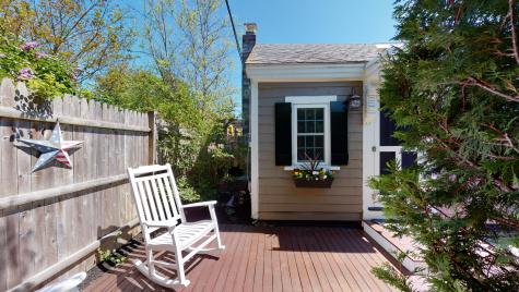 5 Browne Street Provincetown MA 02657