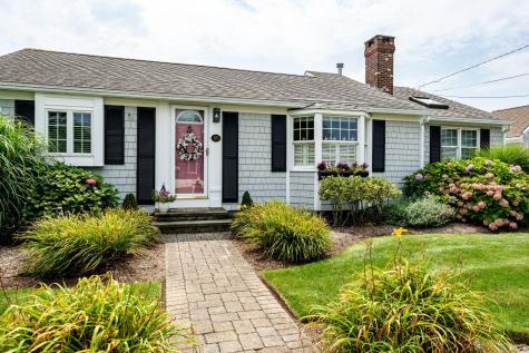 85 Surfside Road Dennis MA 02670