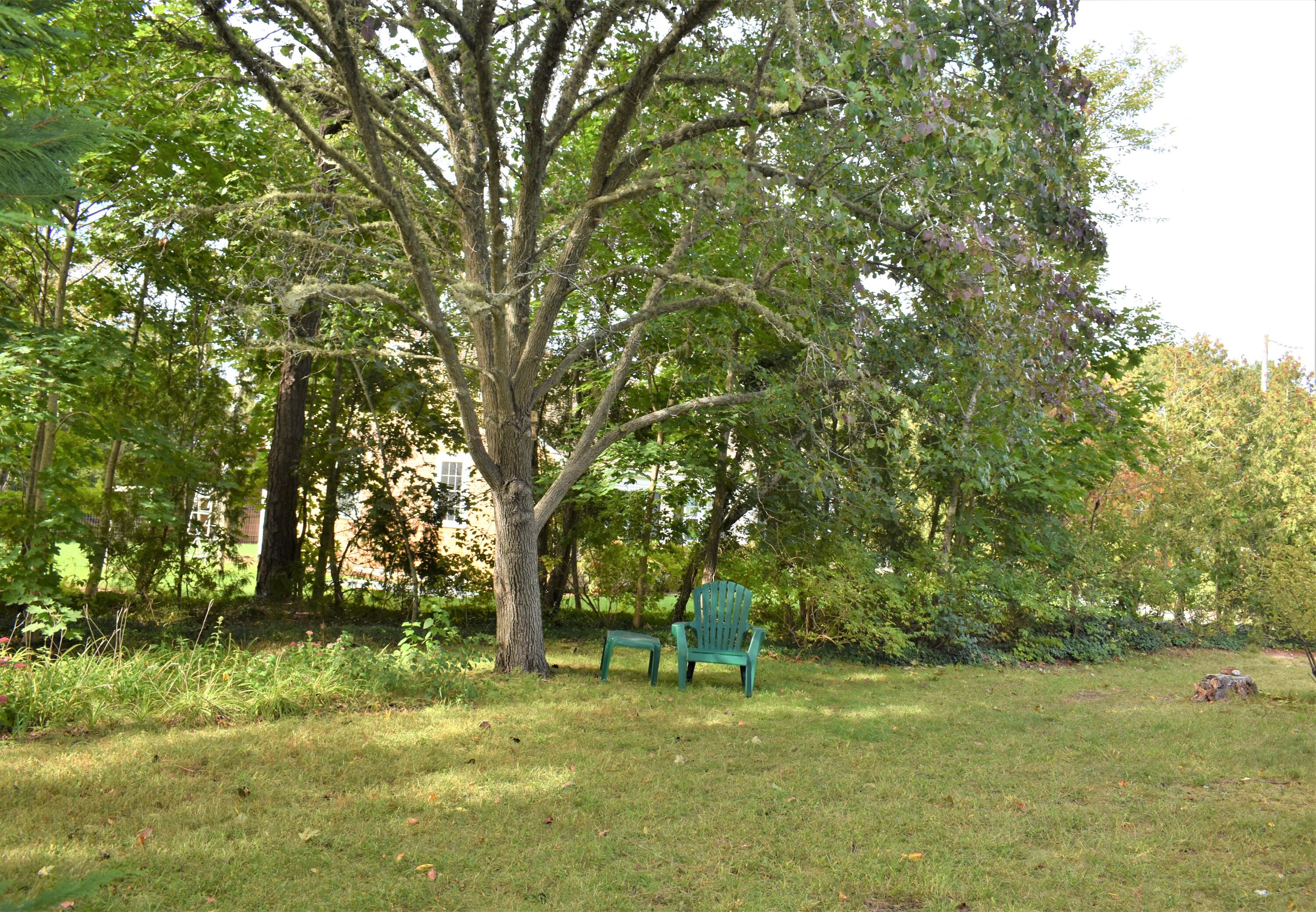 9 Mohegan Lane Yarmouth MA 02675
