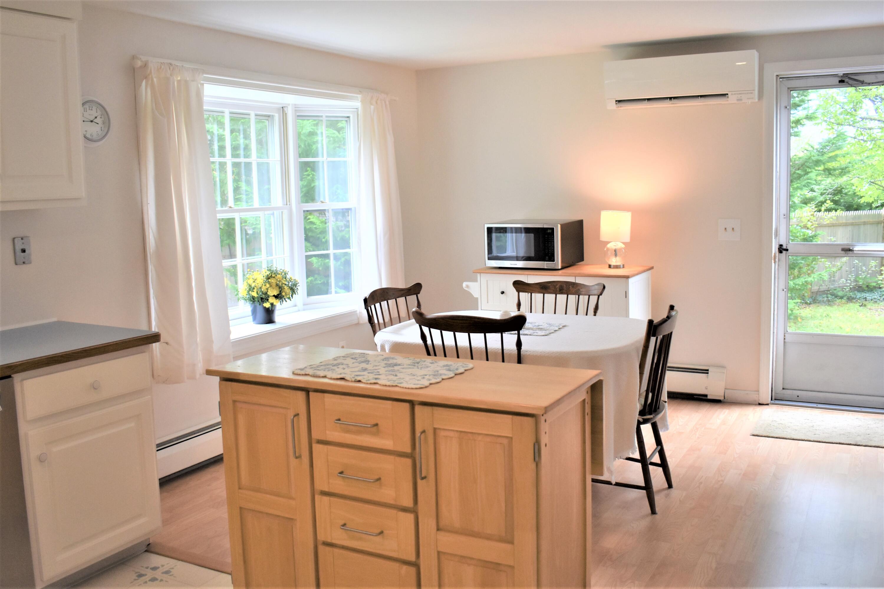 9 Mohegan Lane Yarmouth MA 02675