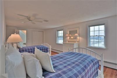 162 Saconesset Road Falmouth MA 02540