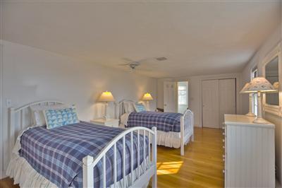 162 Saconesset Road Falmouth MA 02540