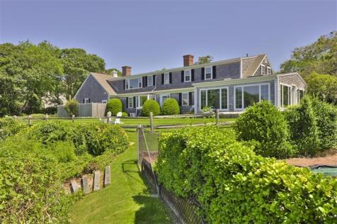 162 Saconesset Road Falmouth MA 02540