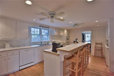 162 Saconesset Road Falmouth MA 02540