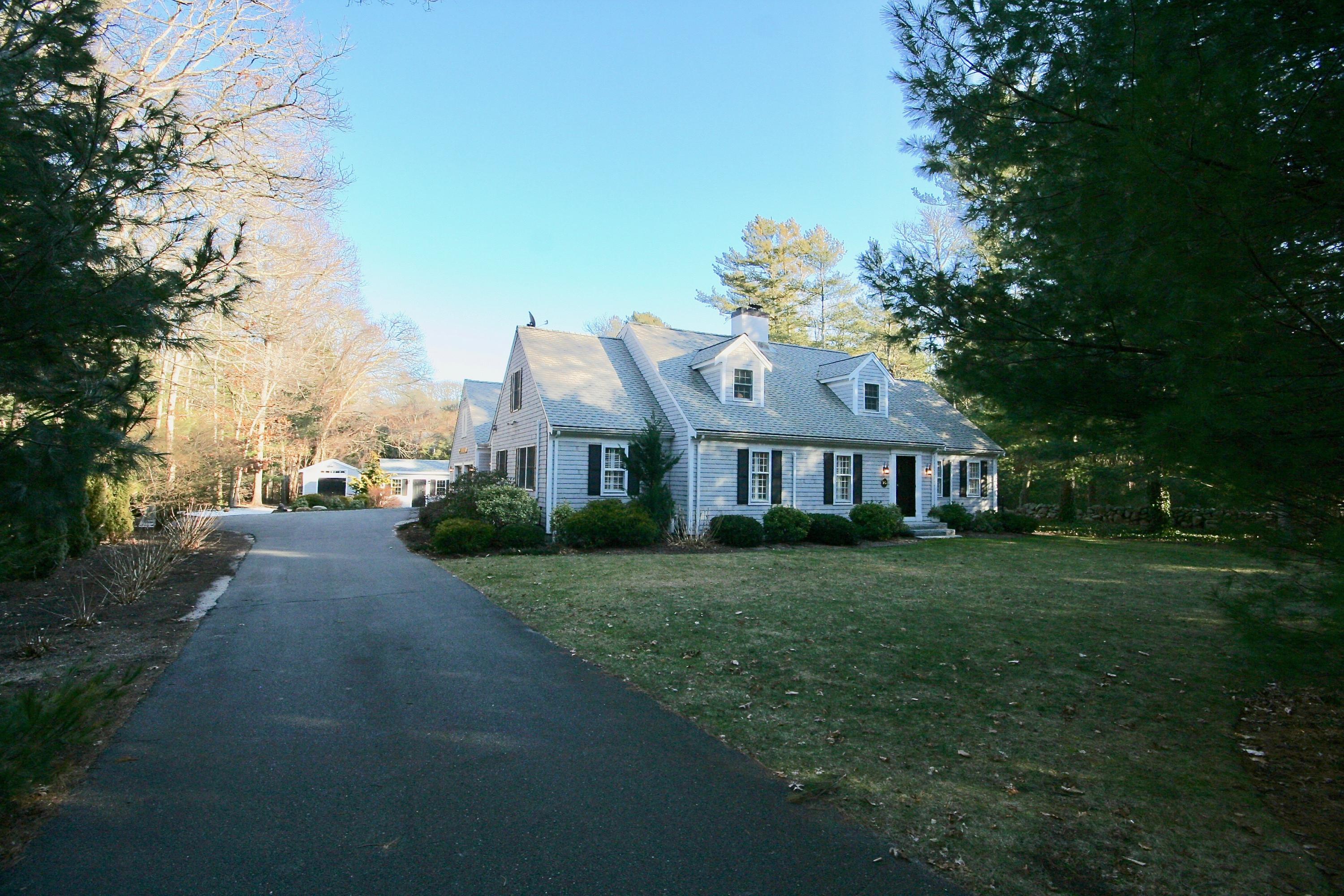 29 Kettle Hole Road Falmouth MA 02540