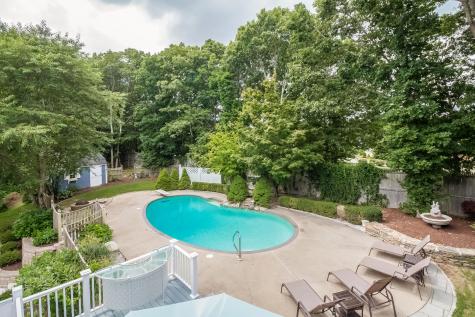 61 Kenwood Drive Plymouth MA 02360