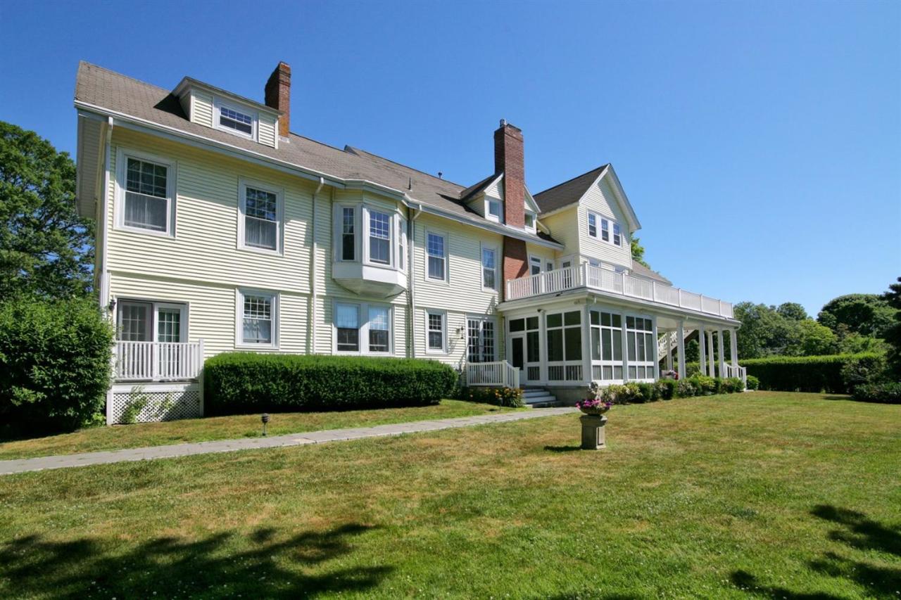 25 Pondlet Place Falmouth MA 02540