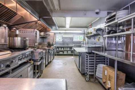 842 State Highway Route 6 Wellfleet MA 02667