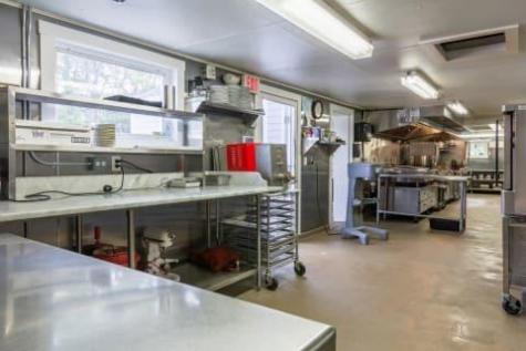 842 State Highway Route 6 Wellfleet MA 02667