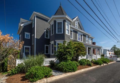 165 Commercial Street Provincetown MA 02657