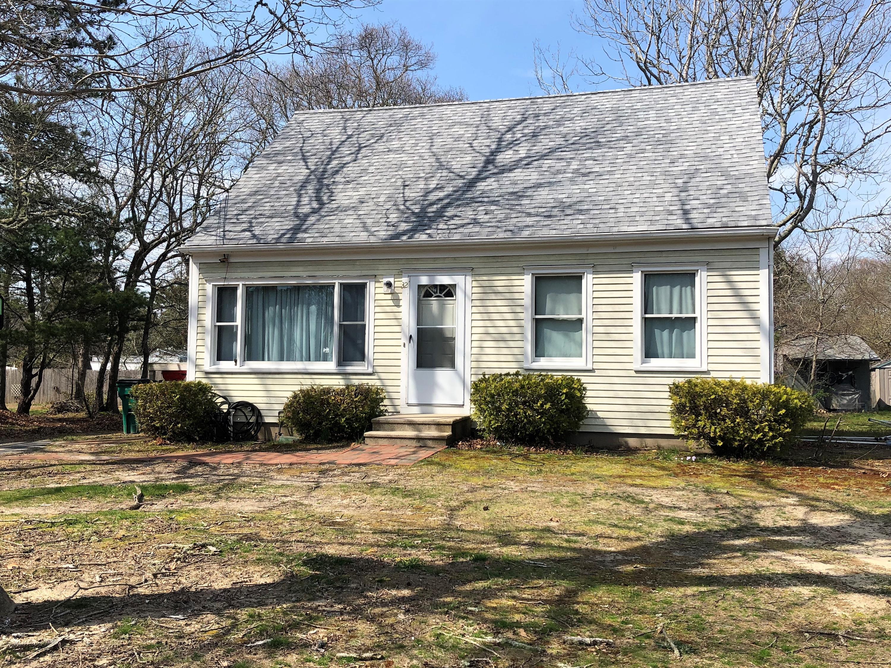 32 Erin Lane Barnstable MA 02601