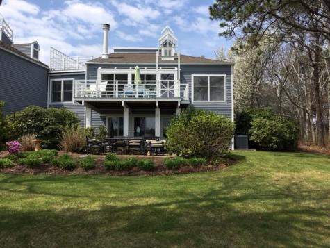 2 Sand Dunes Court Mashpee MA 02649