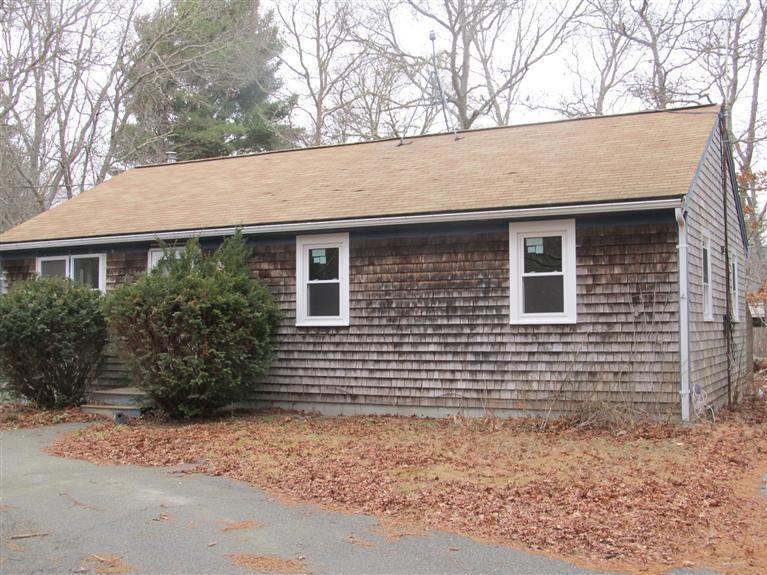 76 Quinaquisset Avenue Mashpee MA 02649