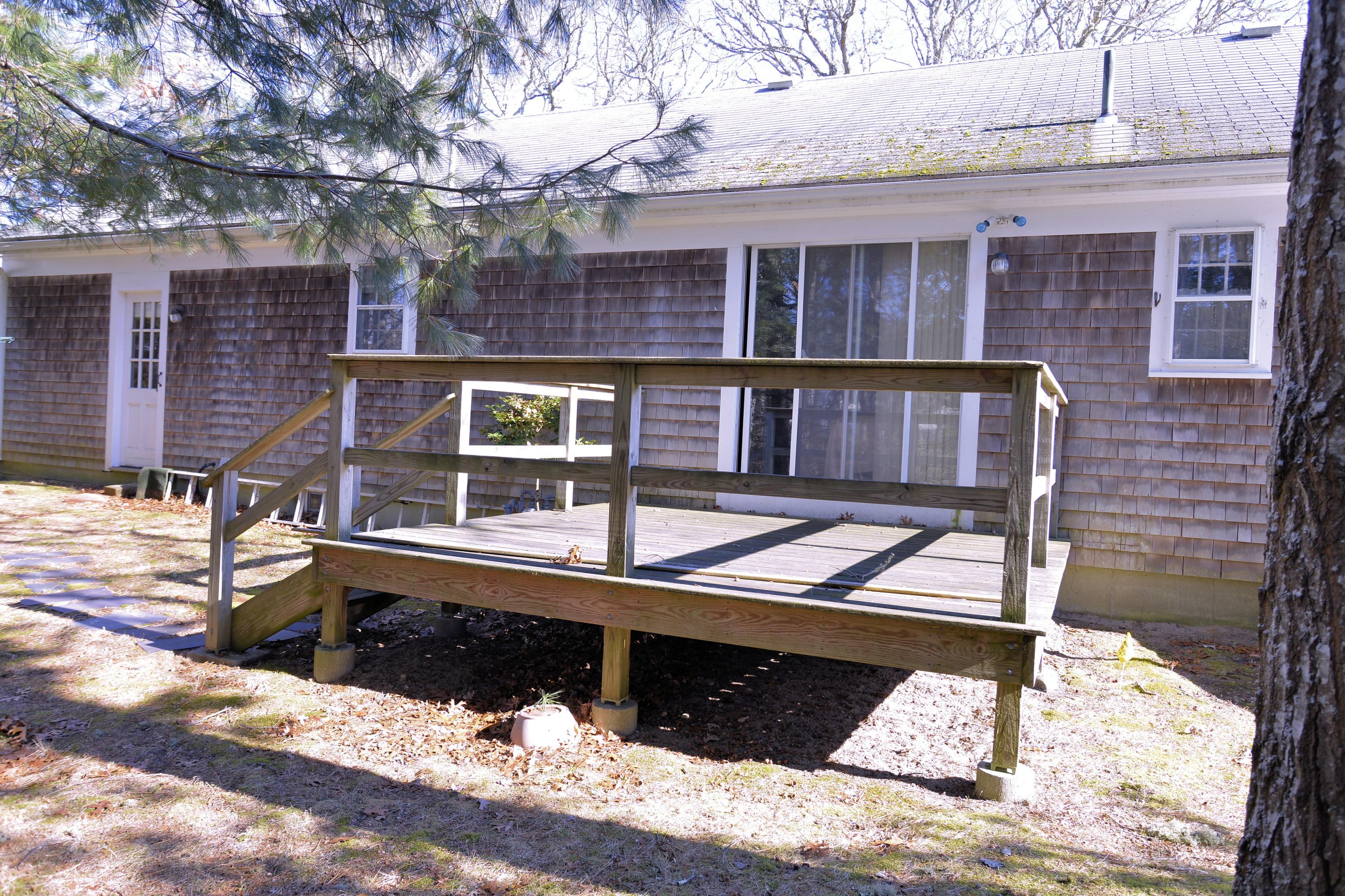 81 Seaview Avenue Yarmouth MA 02664