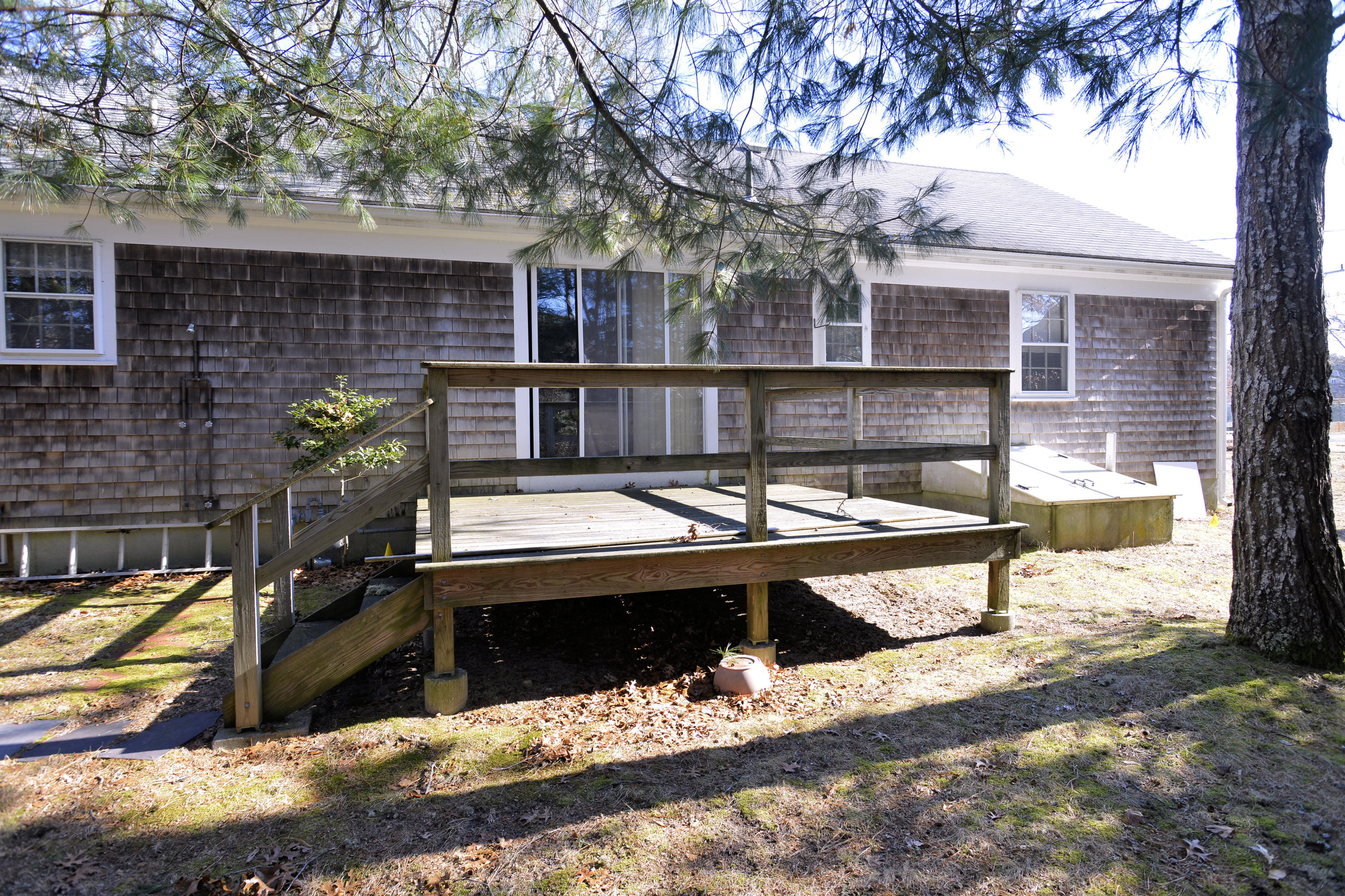 81 Seaview Avenue Yarmouth MA 02664