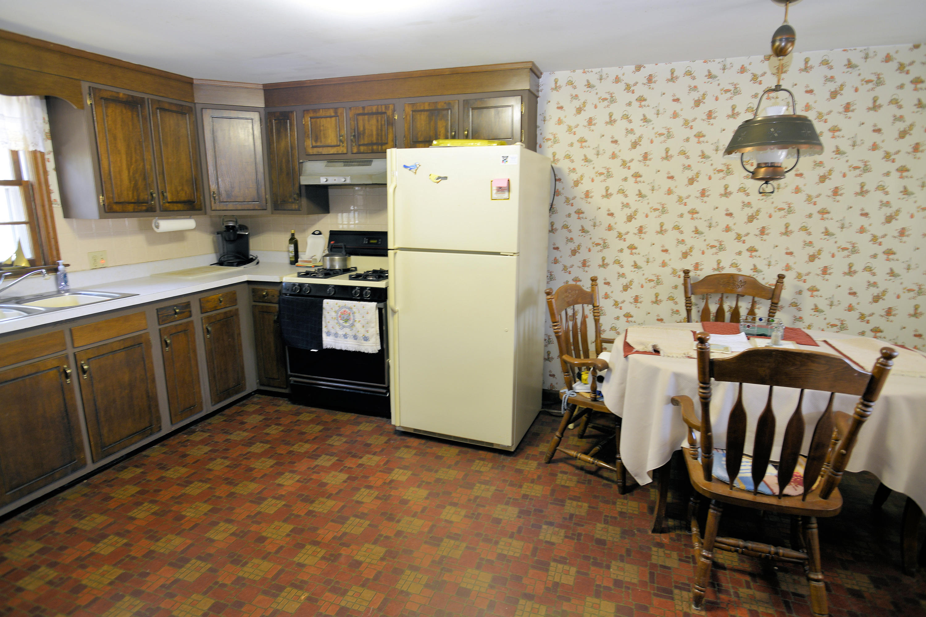 81 Seaview Avenue Yarmouth MA 02664