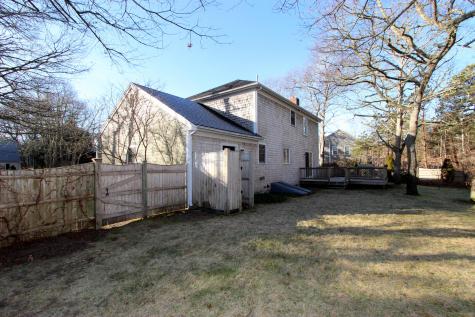 10 Washburn Place Dennis MA 02641