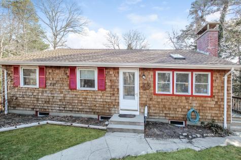 70 Raspberry Lane Barnstable MA 02648