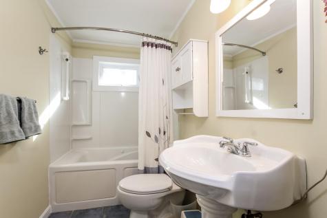 70 Raspberry Lane Barnstable MA 02648