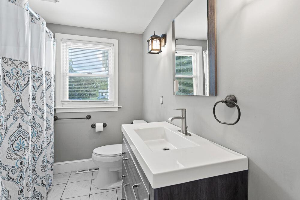 137 Cammett Road Barnstable MA 02648