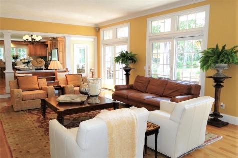 15 Wharf Avenue Mashpee MA 02649