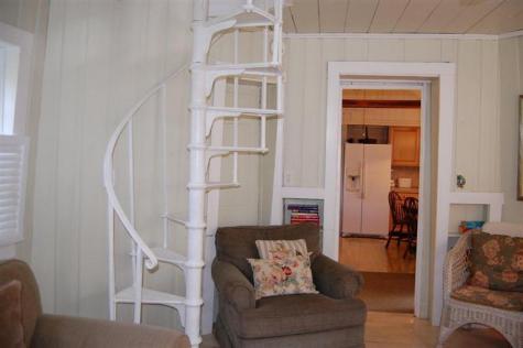 184 South Sea Avenue Yarmouth MA 02673