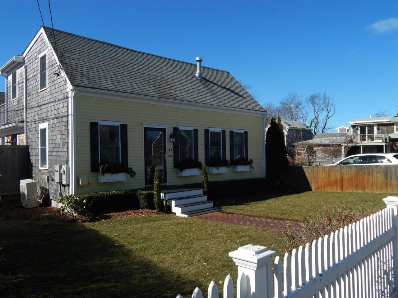 44 Pleasant Street Provincetown MA 02657