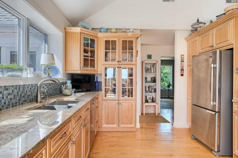 95 Chequessett Neck Road Wellfleet MA 02667