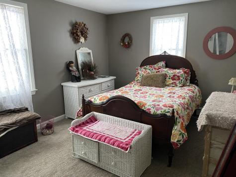 8 Matthews Lane Yarmouth MA 02664