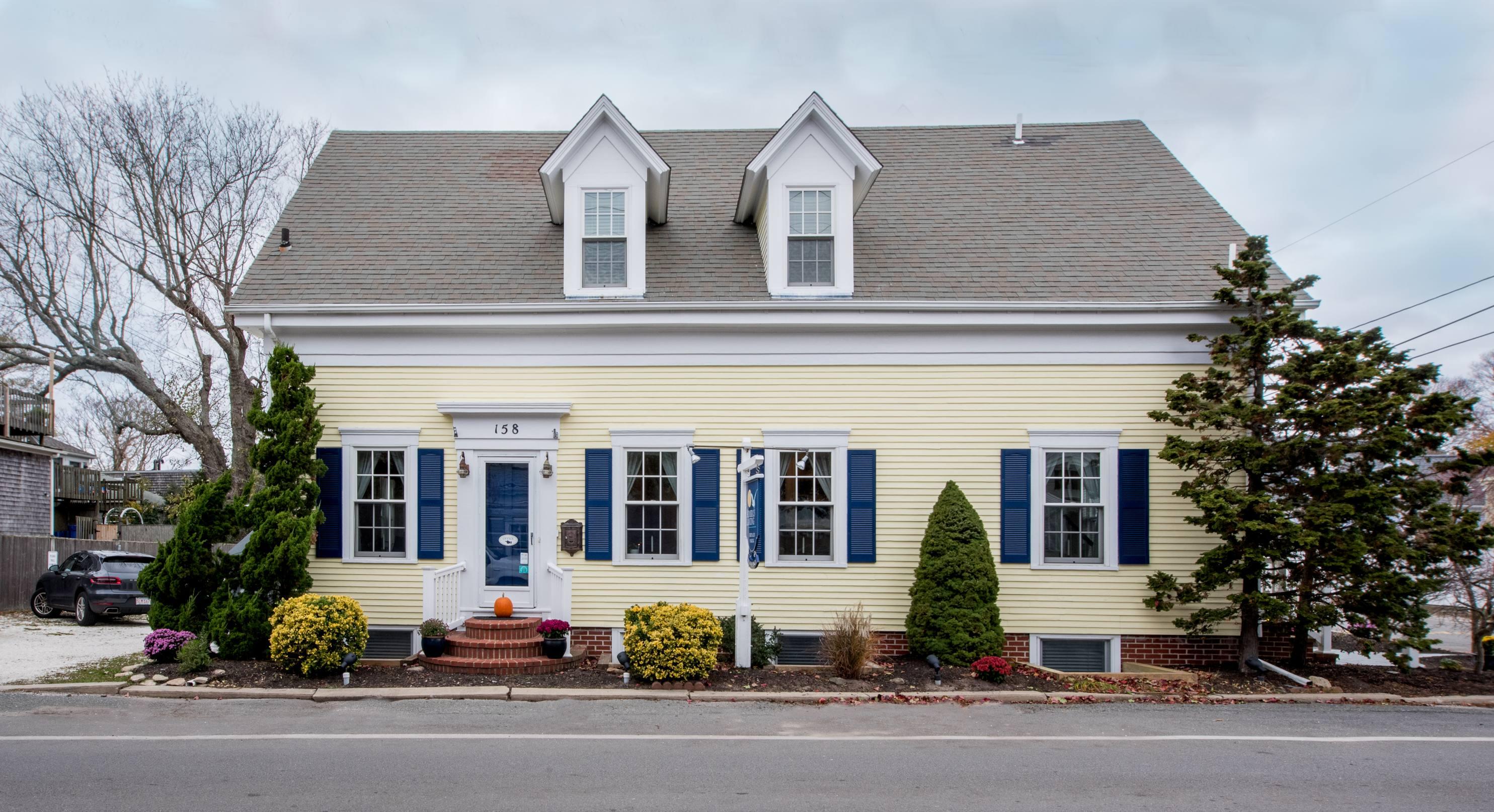 158 Bradford Street Provincetown MA 02657