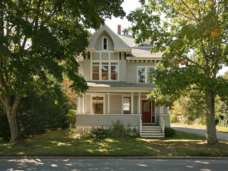 70 Palmer Avenue Falmouth MA 02540