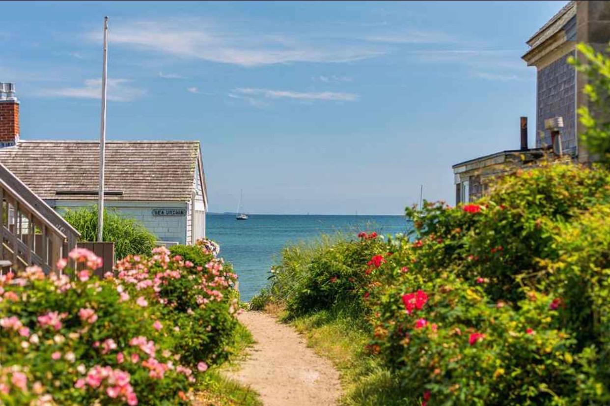 521 Commercial Street, Provincetown MA Real Estate Listing MLS 22100190