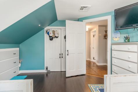 29 Lower County Road Dennis MA 02670